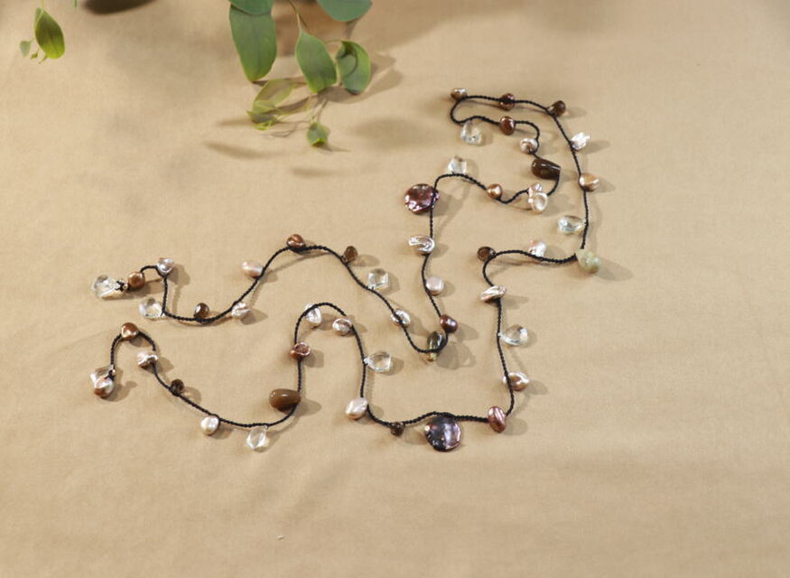 秋色パールのラリエット －秋仕度のはじまりに－