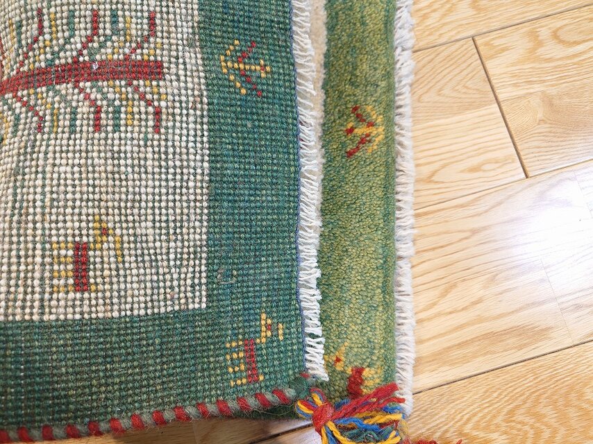 ペルシャ　ギャッベ ミニマット 39×44.5 アイボリー　ザクロの木 ペルシャ ギャッベ ミニマット 39×44.5 アイボリー ザクロの木