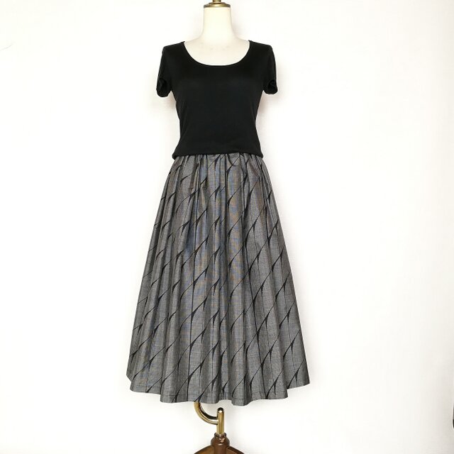 大島紬リメイク＊タックスカート | iichi 日々の暮らしを