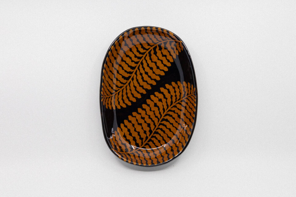 【飴釉】楕円パスタ皿 -Seaweed-