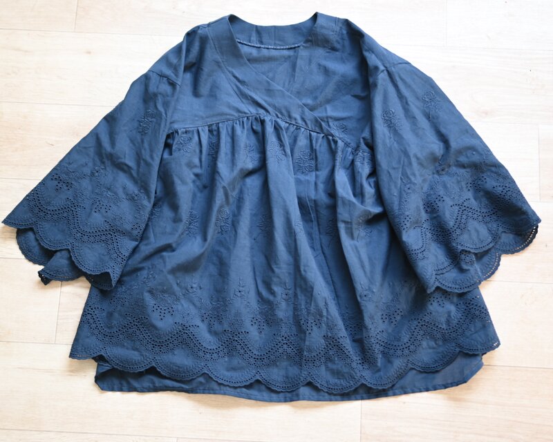 PICK UP コットンハウスアヤ　サークル刺繍レースコットンブラウス Cotton House Aya】オリジナルレース付きノー