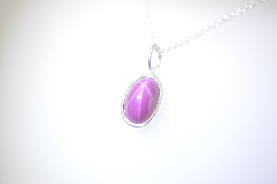 ペンダント　シルバー925　シンセティックスタールビー　4.96ct