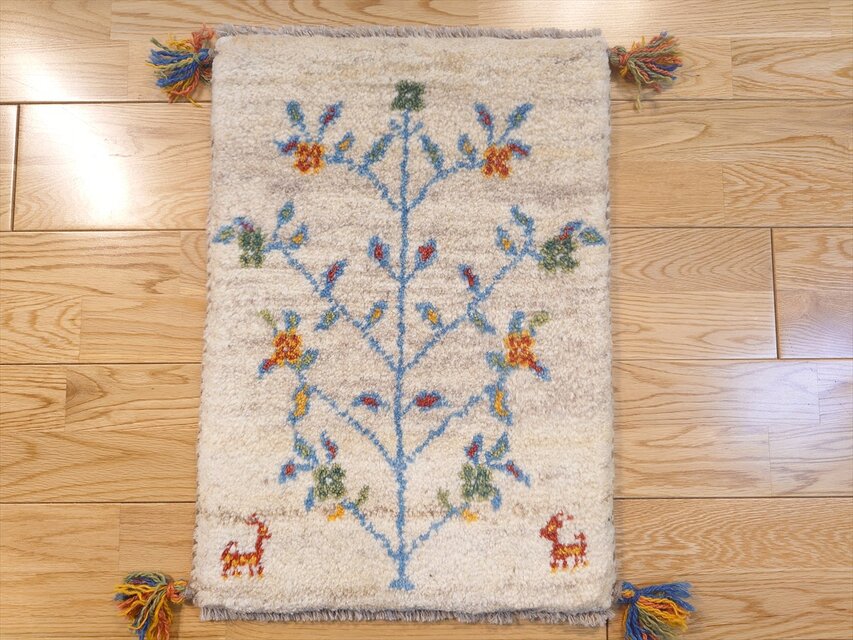 ペルシャ　ギャッベ ミニマット 39×44.5 アイボリー　ザクロの木 ペルシャ ギャッベ ミニマット 39×44.5 アイボリー ザクロの木
