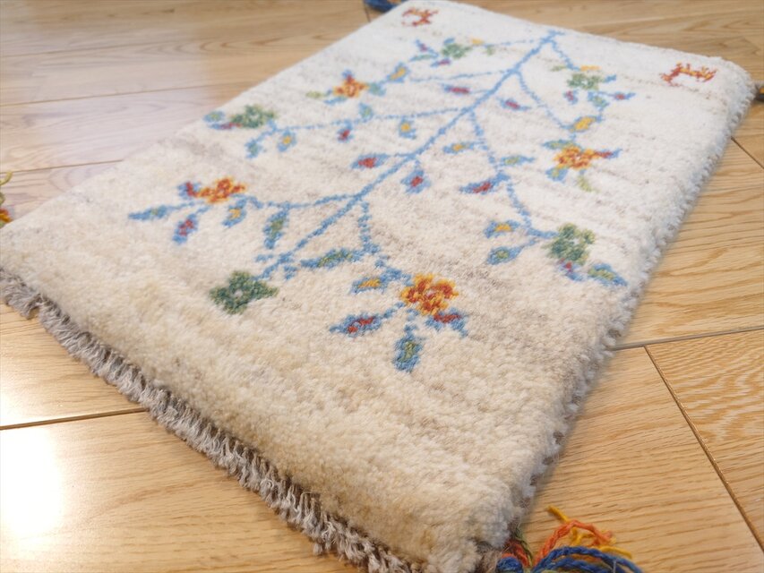 ペルシャ ギャッベ 玄関マット小 ラグ 55×39cm アイボリー