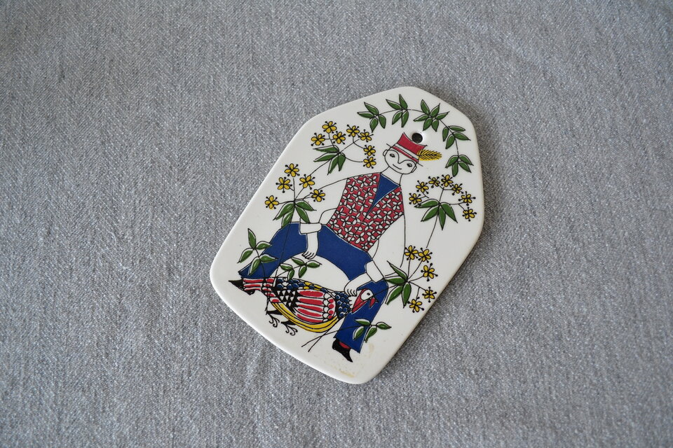 フィッギオ（Figgio）社製 「モンスとミッレ」シリーズの陶器製チーズボード