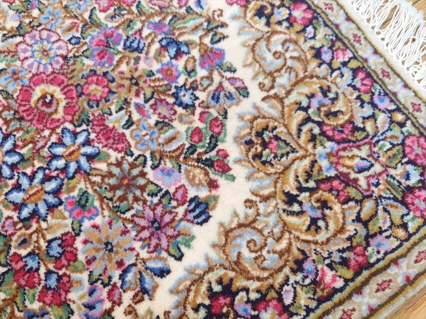 ペルシャ絨毯ケルマン産 フラワー 花柄 玄関マット小 75（83フサ