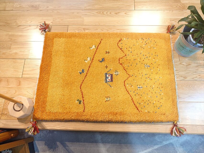 ペルシャ ギャッベ　玄関マット　ラグ　85x60cm　黄金色　黄色　風景　テント　RD3086