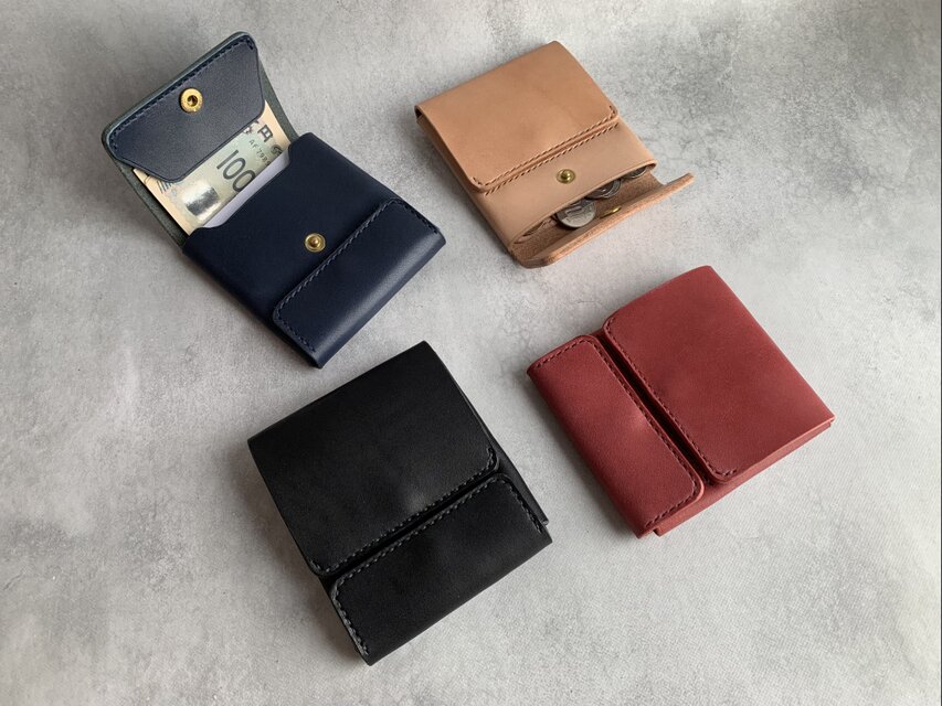 【新作】薄型ミニマル財布　栃木レザー【名入れ・選べる革とステッチ】左利き対応　手縫い　ハーフウォレット