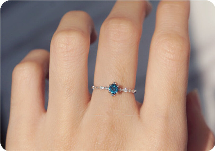 9.5号のみ　ロンドンブルートパーズのリング ピンキーリング　重ね付けにも～ 11月誕生石