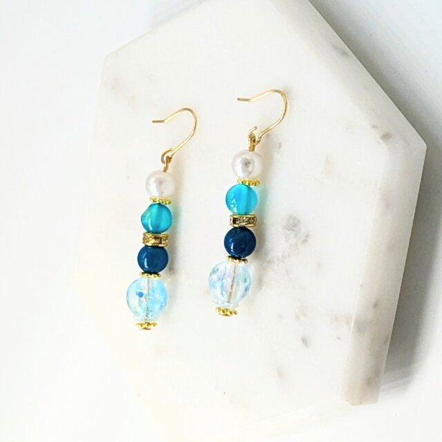 ブルーアイアゲートとビーズのピアスイヤリング2246