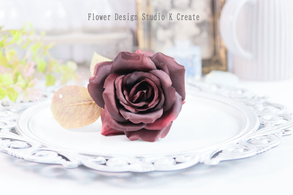 チョコレートレッドの薔薇の髪飾り Uピン仕様 ダークレッド 髪飾り