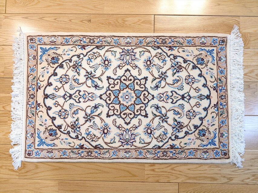 ペルシャ絨毯 ナイン産 ノーラ 玄関マット小 80（88フサ込）x50cm