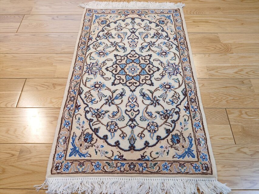 ペルシャ絨毯 ナイン産 ノーラ 玄関マット小 80（88フサ込）x50cm