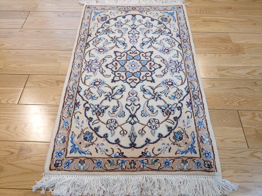 Nain ペルシャ手織り絨毯ナイン産 104cmx156cm ペルシャ絨毯 ナイン産 ノーラ 玄関マット小 80（88フサ込）x50cm