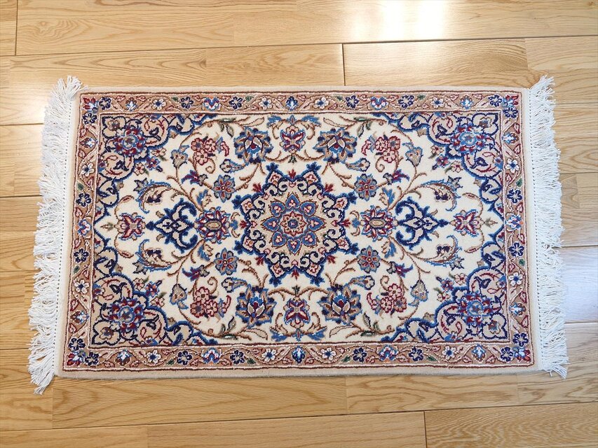 ペルシャ絨毯 ナイン産 ノーラ 玄関マット小 80（88フサ込）x50cm