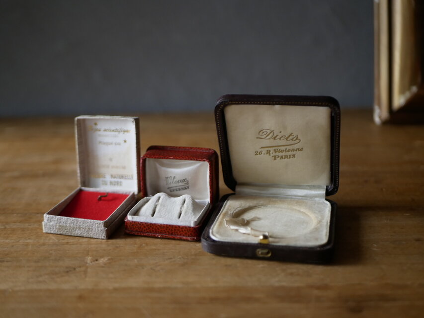 no.6 セット  アンティークジュエリーケース　フランスアンティーク　ブロカントのある生活