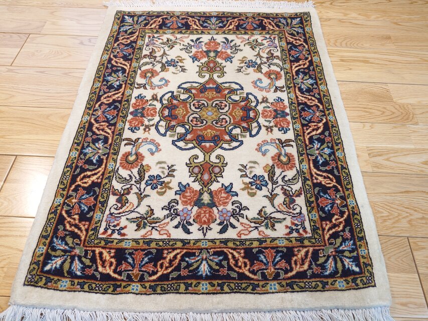 【イラン製】ペルシャ絨毯 88×60 玄関マット ラグ ペルシャ絨毯 ビジャー産 アイアンカーペット 玄関マット小 80（88フサ