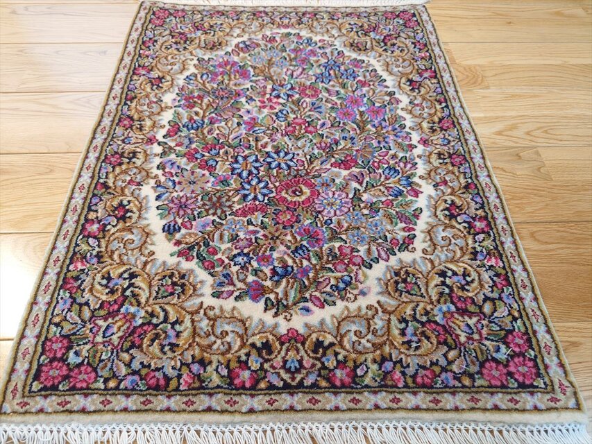 ペルシャ絨毯　花柄　玄関マット ペルシャ絨毯ケルマン産 フラワー 花柄 玄関マット小 75（83フサ
