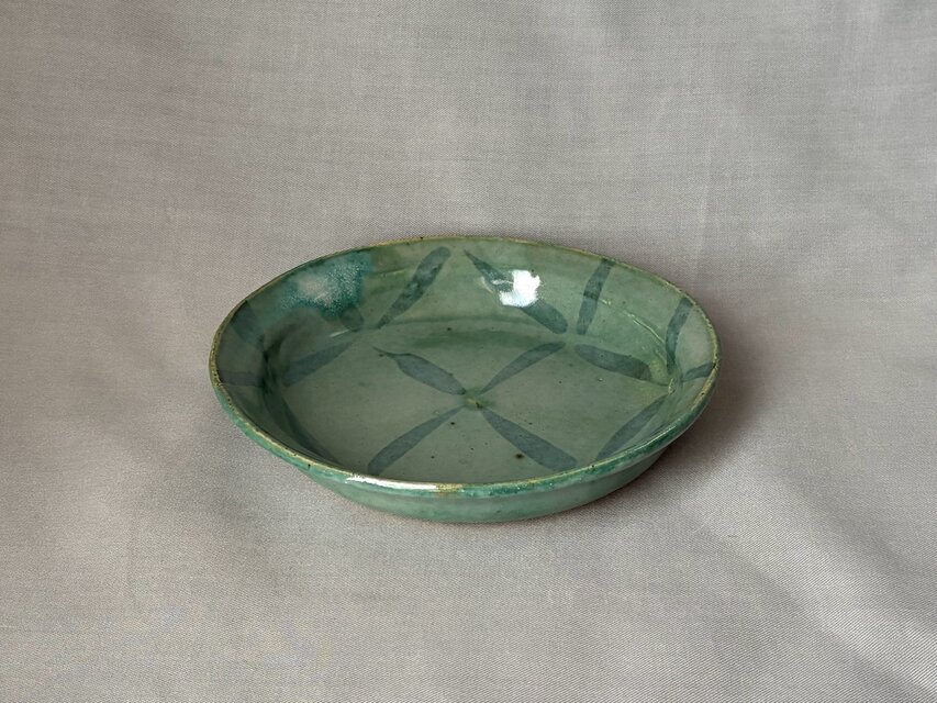 スリップ模様 リム付中皿