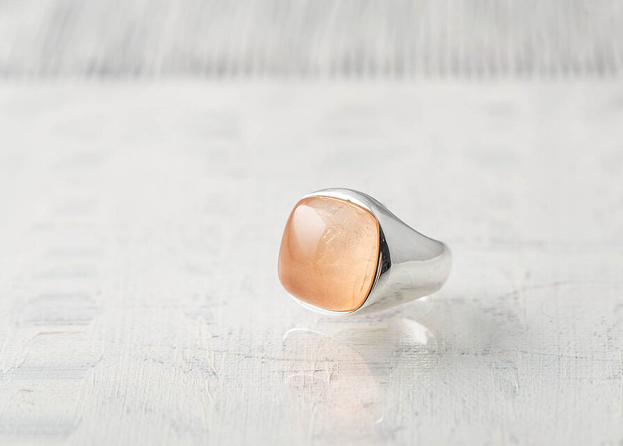 Délice carré（デリス・カレ）レッドルチルクォーツのシルバーリング