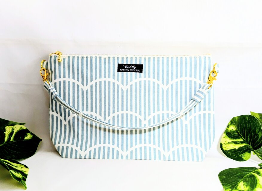 北欧風波型の2WAY横長ポーチ(グリーン)