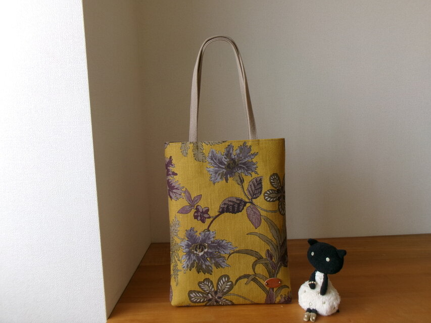 YUWAリネンとバイオウオッシュ帆布のペタンコ縦長トートバッグ