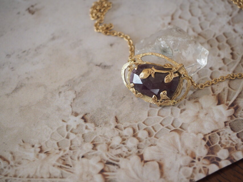 夏の薔薇　ルビー