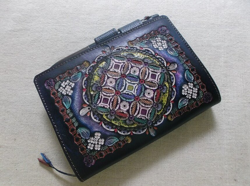 ほぼ日手帳対応 牛革文庫サイズ手帳カバー 刻印＆拭き染め | iichi