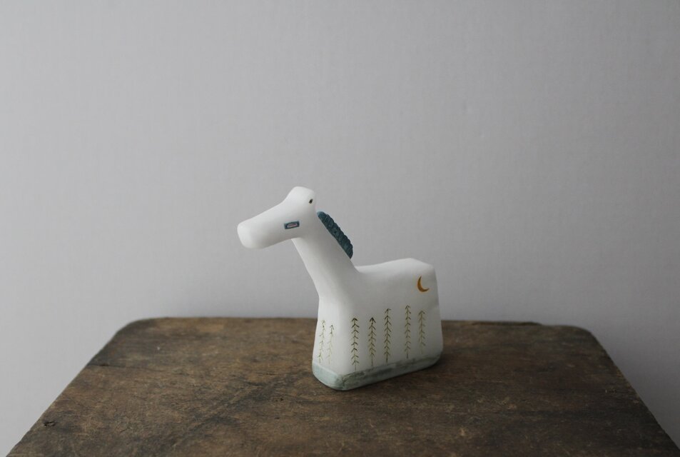 木馬かもしれない(ホワイト)