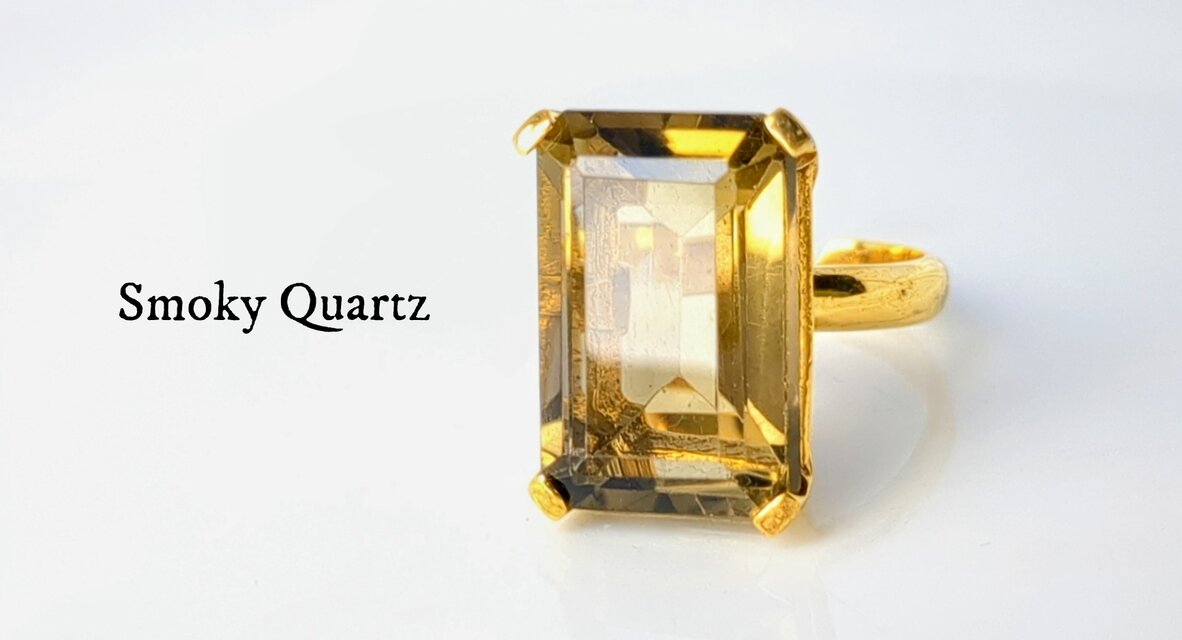 最新作☆『煌めくイエローゴールドスモーキークォーツ』の世界でひとつの天然石