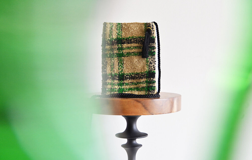 2点限定！　ループチェック 2wayスマホポーチ　オータムベージュ×グリーン　ギフトにも◎