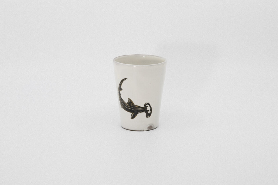 【粉引】フリーカップ　ハンマーヘッドシャーク