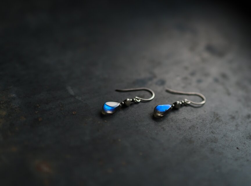 <MTO> -Labradorite- pierce