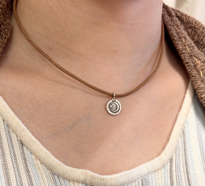 カレンシルバーチョーカー　星と月