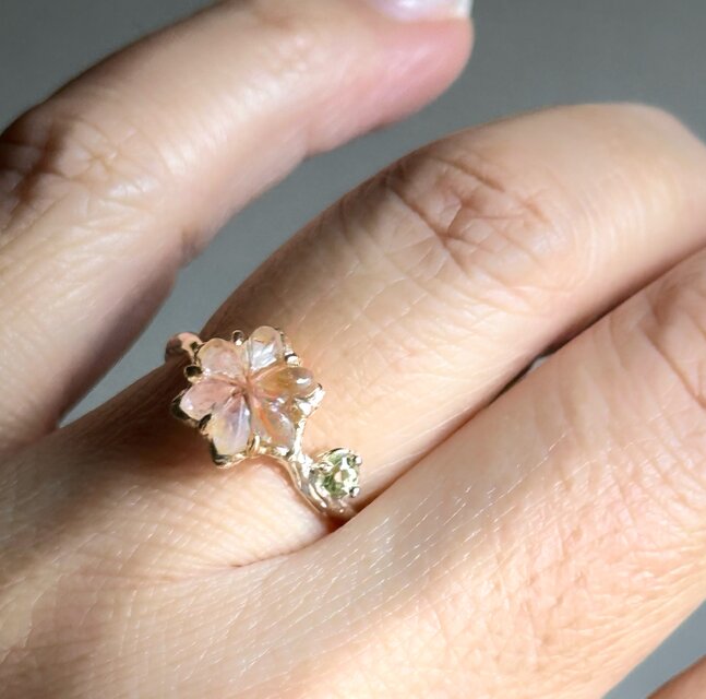 フラワーカービング淡ピンクトルマリンリング / k10 | iichi 日々の