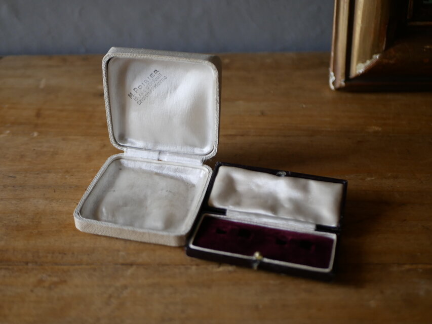 no.9　アンティークジュエリーケース　フランスアンティーク　ブロカントのある生活