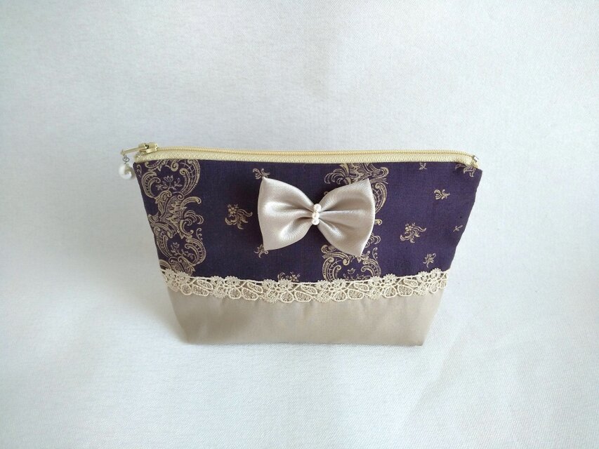 リボンとレースエレガントポーチ（紫×ベージュ）