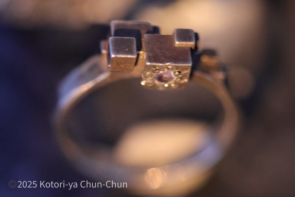 【小鳥屋グッドデザイン賞2025】インド産アレキサンドライト・キューブリング【キューブ】