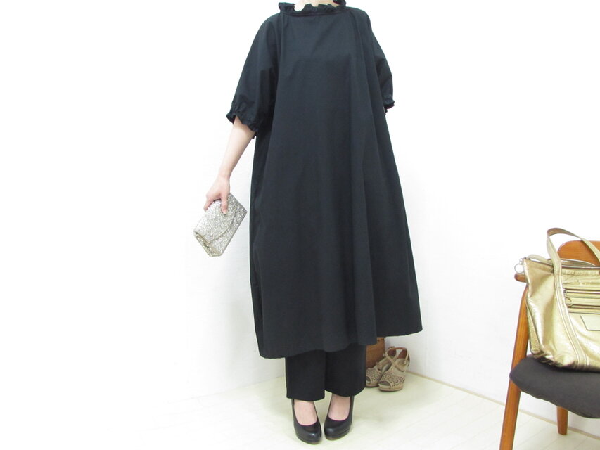 2848優雅さを纏うブラックエレガンス・Aラインワンピース