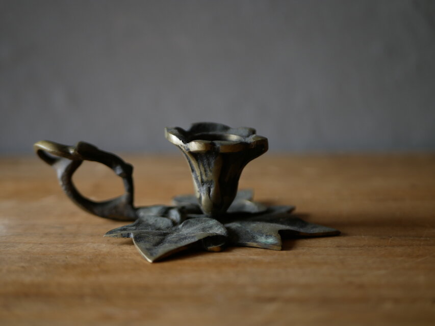 アイビー キャンドルホルダー フランスアンティーク ブロカントのある