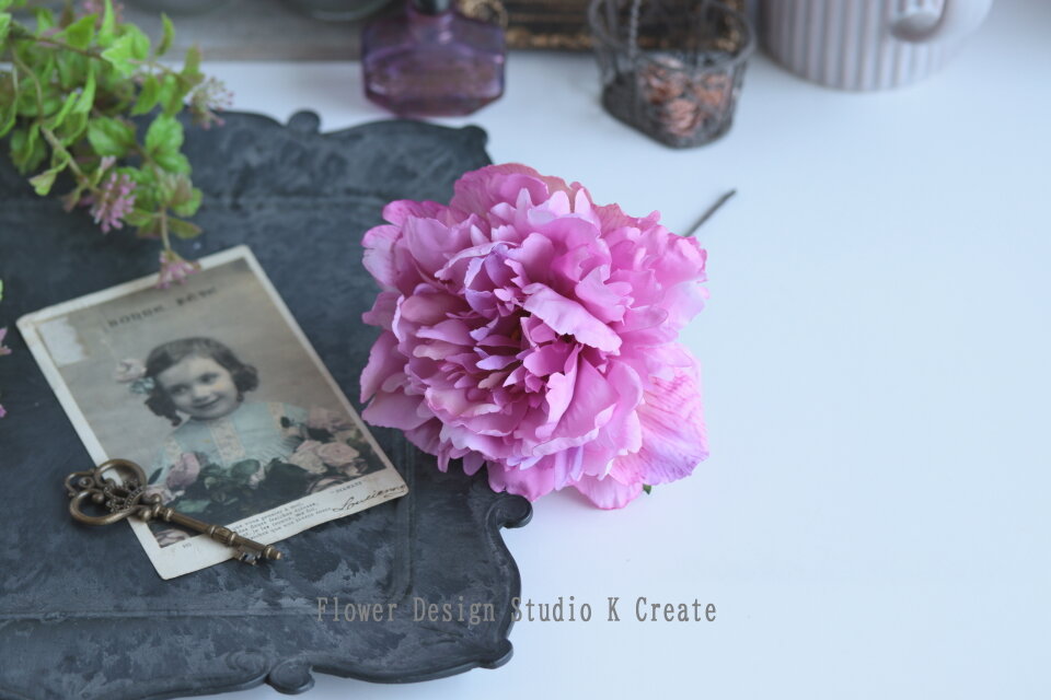 ローズピンクのピオニーの髪飾り（シングルワイヤー仕上げ）　ローズピンク　ピオニー　芍薬　ダンス　髪飾り　フラメンコ　フローレス