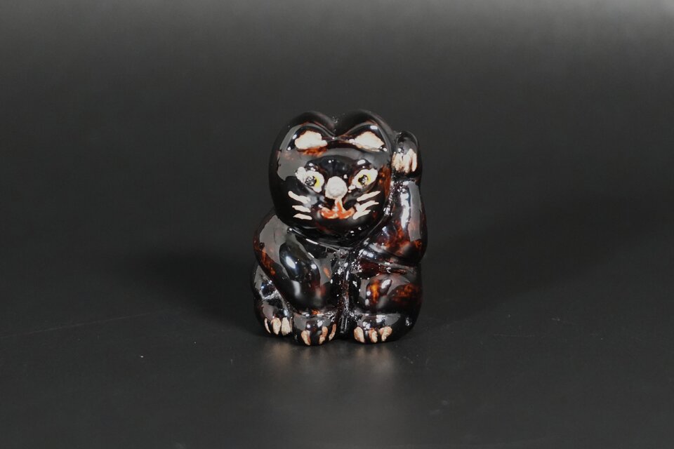 蒔絵　招き猫　黒