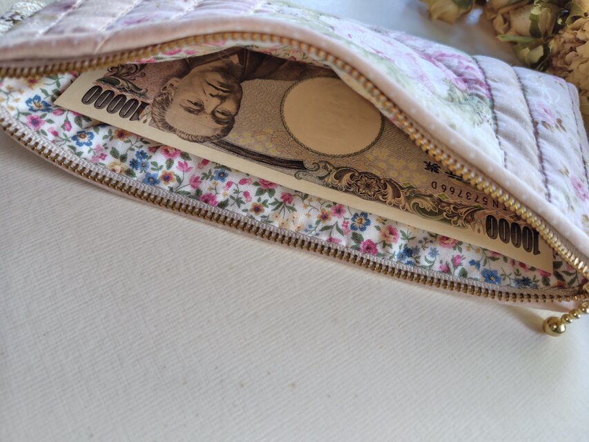 ふんわり♡サクラ色のパッチワークポーチ | iichi 日々の暮らし