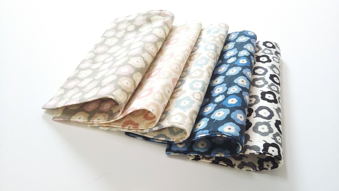 ハンカチ ダブルガーゼ  小花  約20cm角 5色組