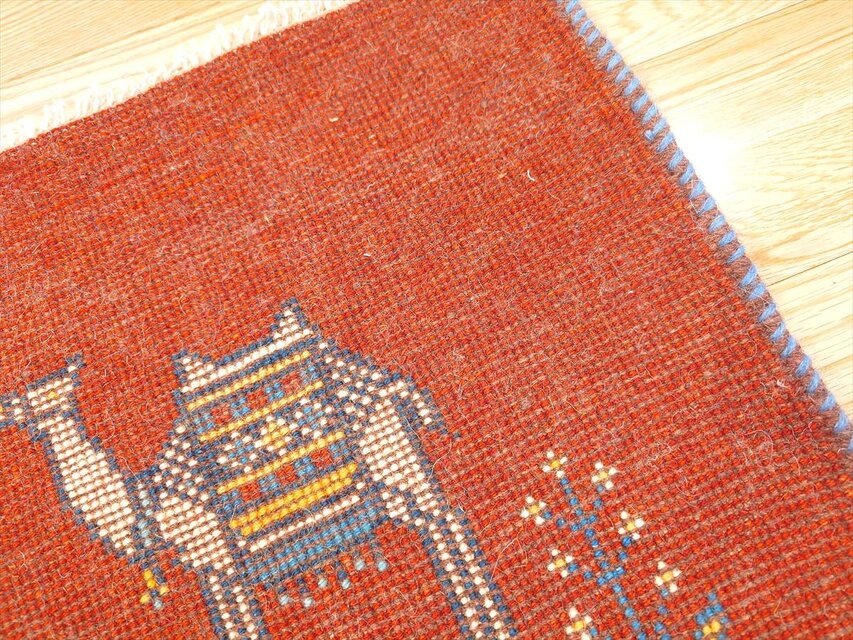 ペルシャ ギャッベ ミニマット ラグ 横44x41㎝ ラクダ 赤色