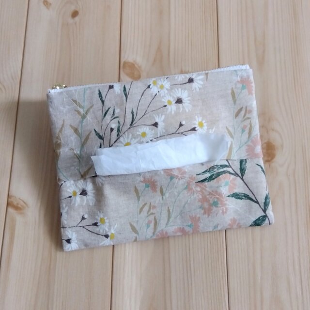 大きめポケットティッシュケース付きポーチ　フラット　16cm　内ポケット　デイジー　367
