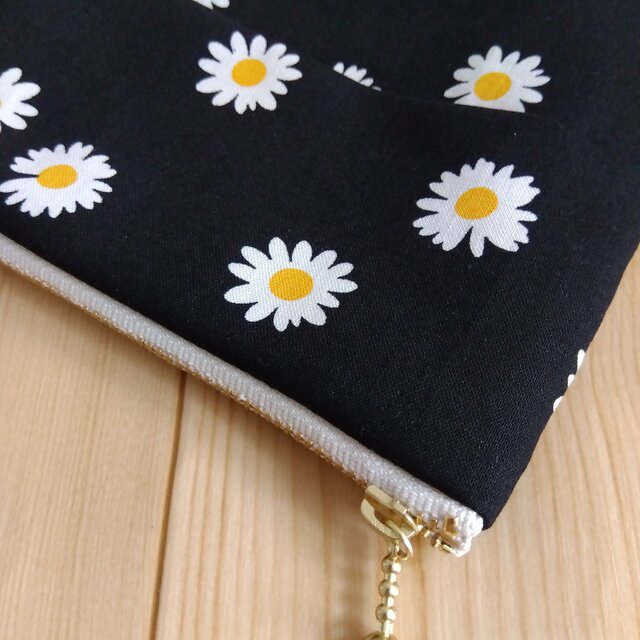 大きめポケットティッシュケース付きポーチ フラット 16cm 内ポケット