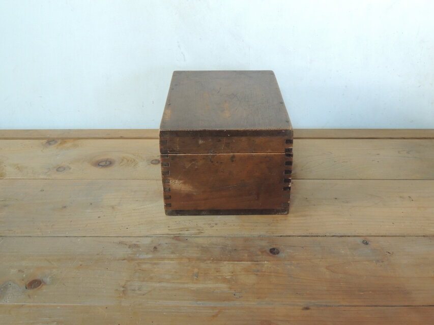 アンティーク木箱set | iichi 日々の暮らしを心地よくするハンドメイド  