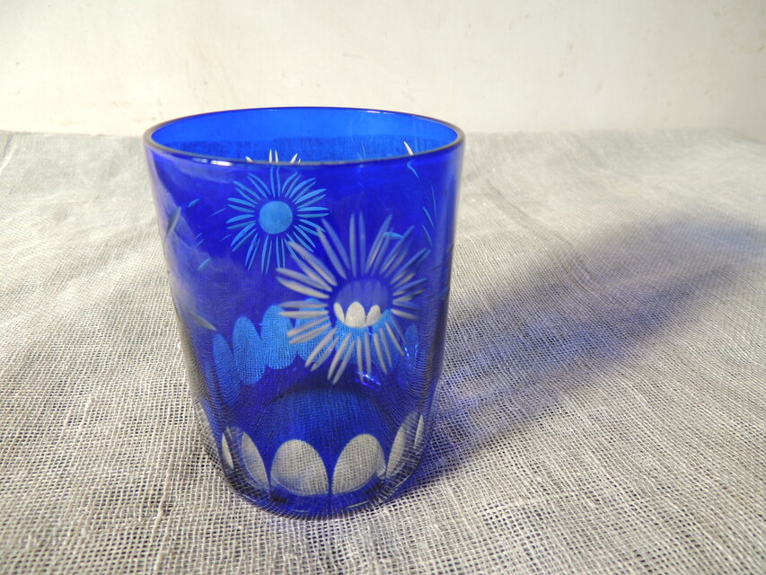 切子冠水瓶 | iichi 日々の暮らしを心地よくするハンドメイドや