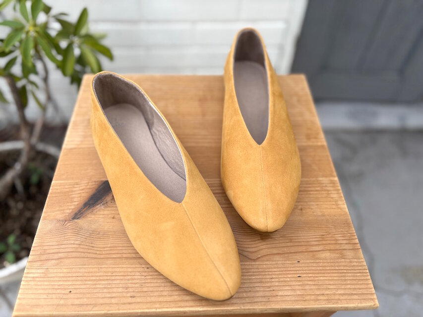 秋の新作◇キャメル ヌバックレザー フラットシューズ／上品